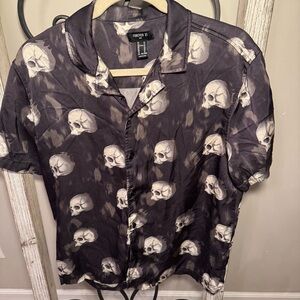 Forever 21 Skull Print Button Up Shirt Men’s M‎ Gothic Rayon Short Sleeve